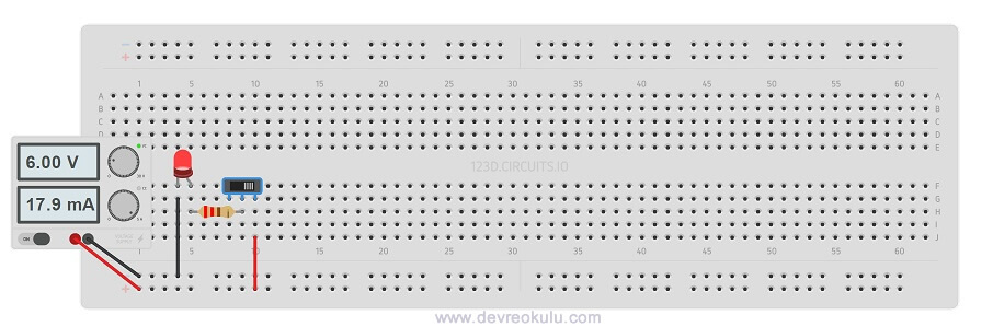 LED-Anahtar ile LED-123D Circuits Devre Tahtasi